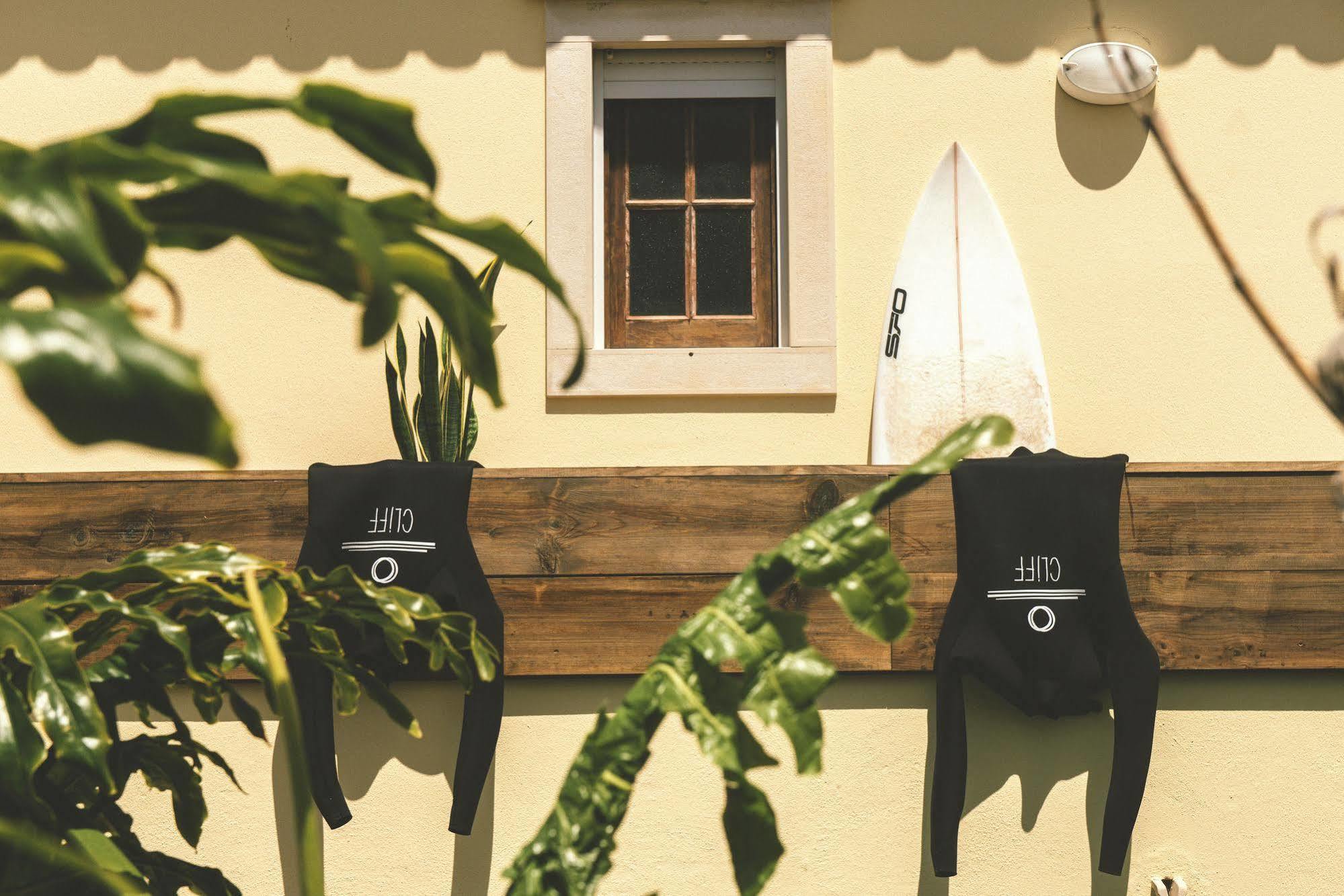 Cliff Surf House Hostel Santa Cruz  Εξωτερικό φωτογραφία