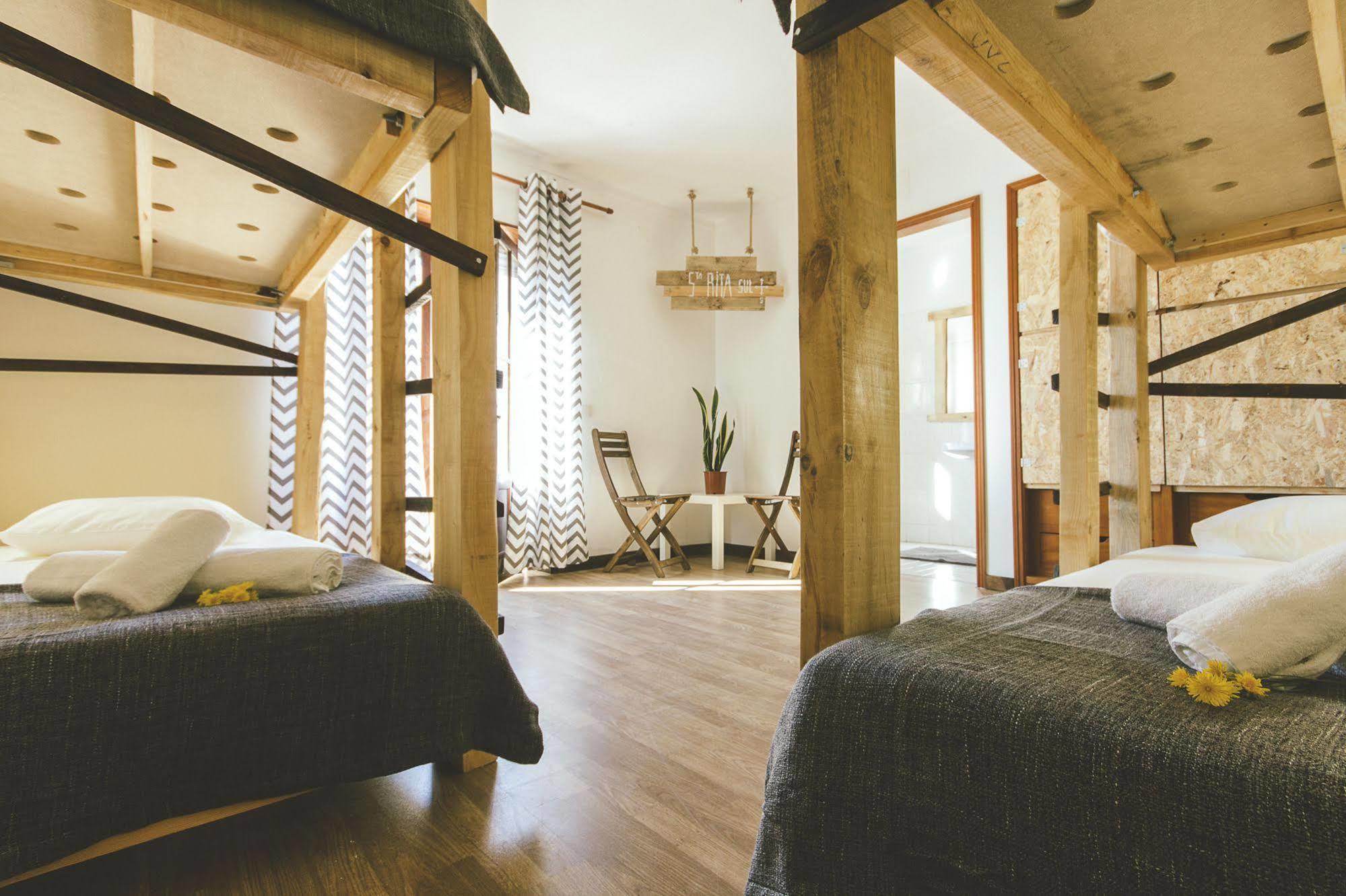 Cliff Surf House Hostel Santa Cruz  Εξωτερικό φωτογραφία