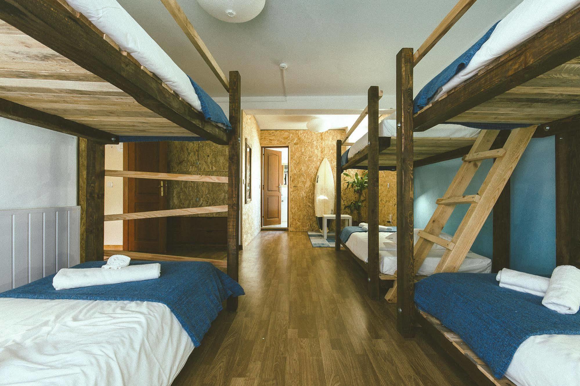 Cliff Surf House Hostel Santa Cruz  Εξωτερικό φωτογραφία