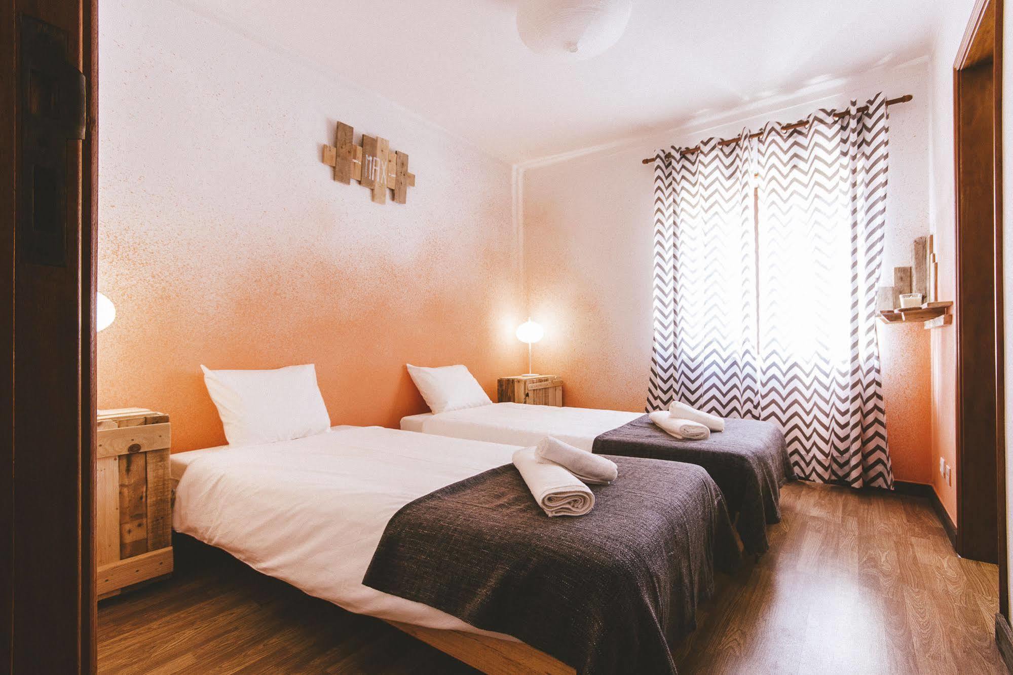 Cliff Surf House Hostel Santa Cruz  Εξωτερικό φωτογραφία