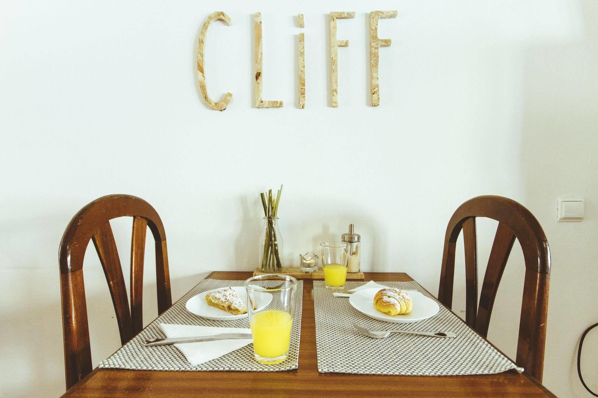 Cliff Surf House Hostel Santa Cruz  Εξωτερικό φωτογραφία