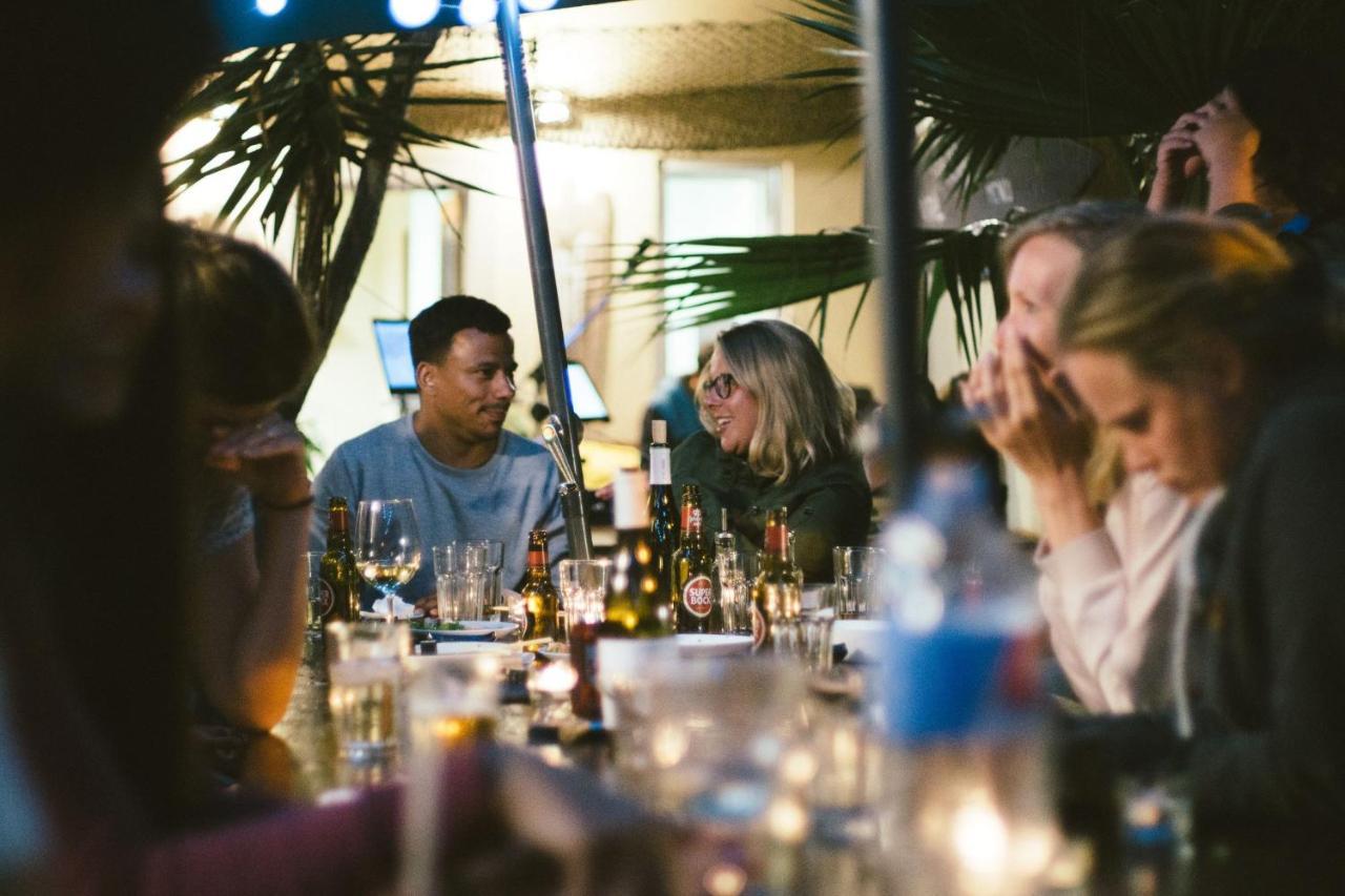 Cliff Surf House Hostel Santa Cruz  Εξωτερικό φωτογραφία